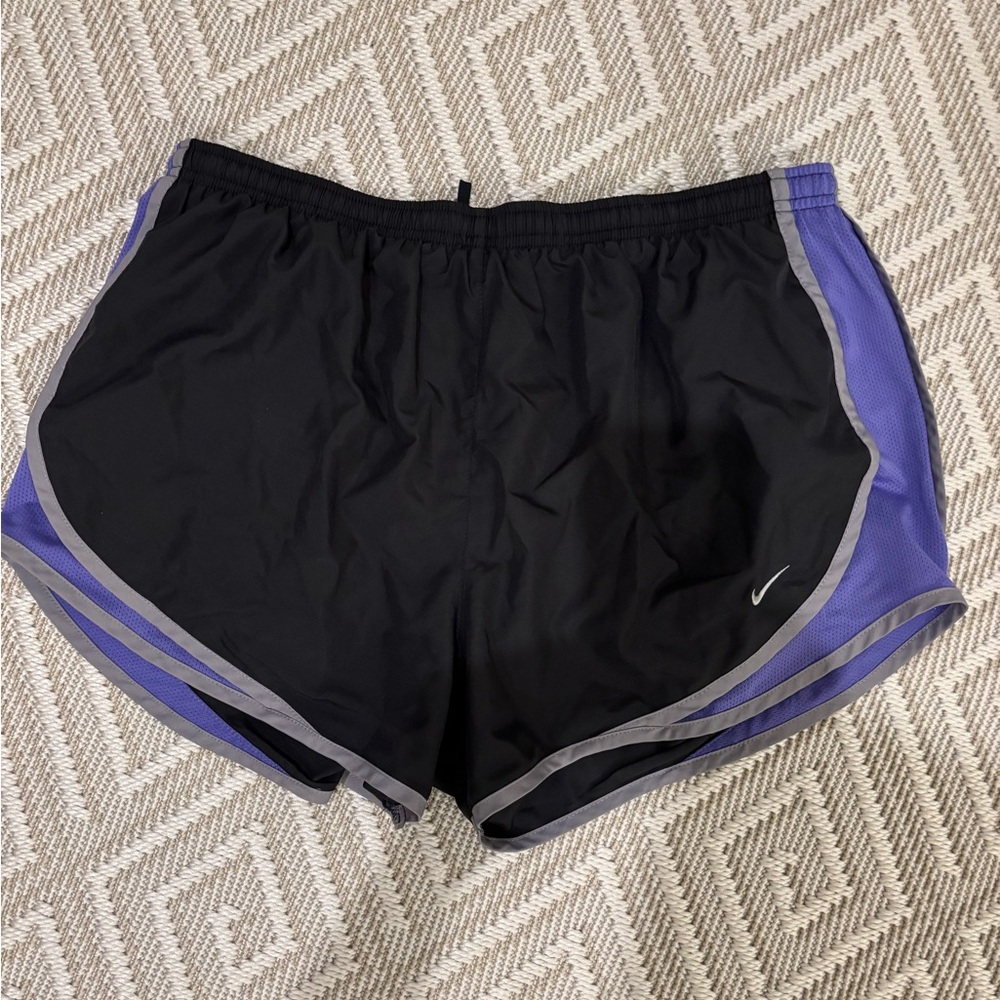 Nike Dri-Fit Tempo Running Shorts Large